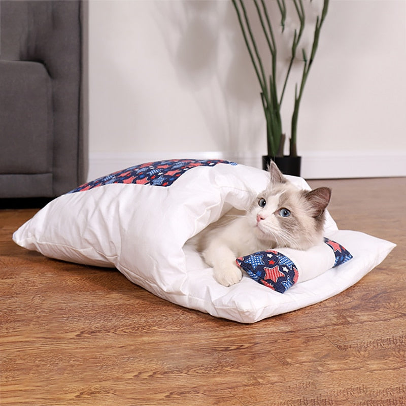 PET WONDERLAND™ COZY SLEEPING BAG