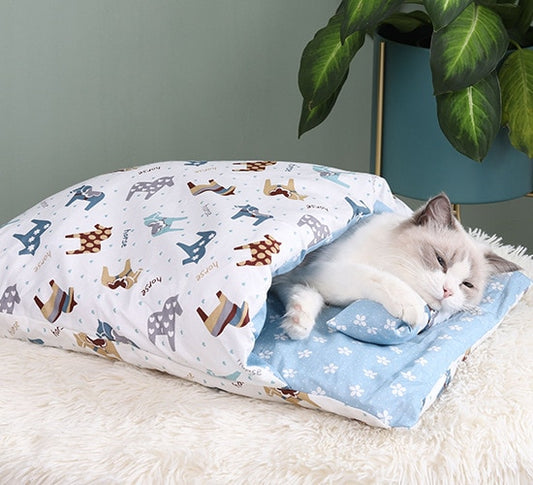 PET WONDERLAND™ COZY SLEEPING BAG