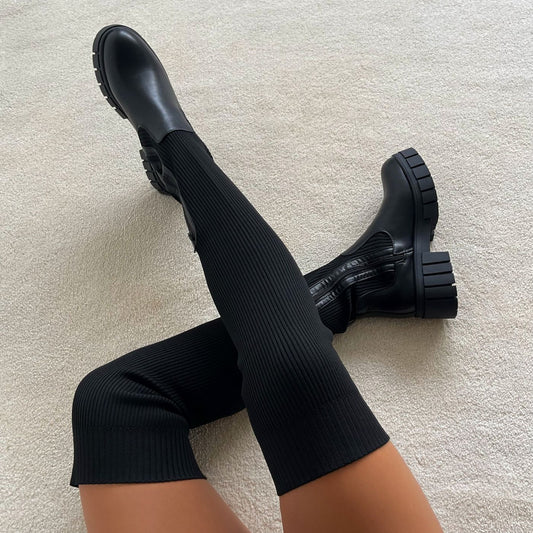 ThighBoots - Oberschenkelhohe Stiefel aus Stretch-Strick